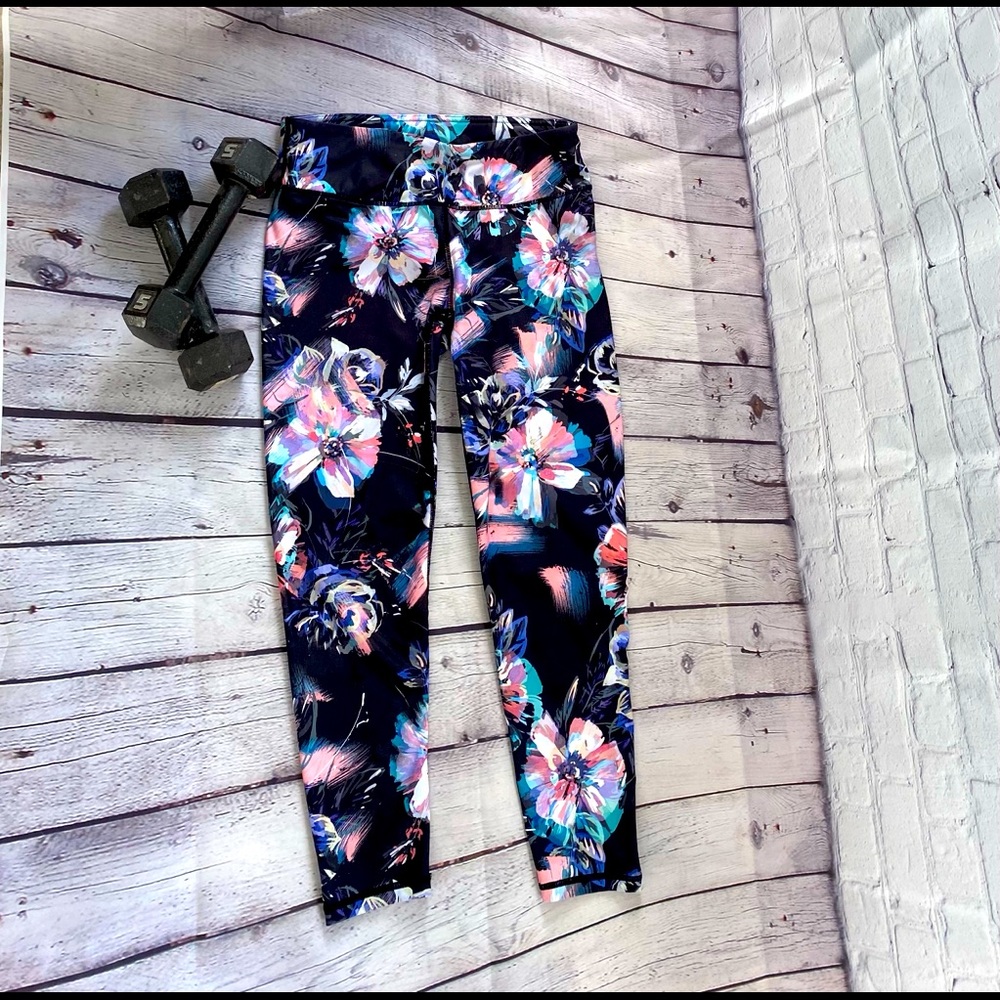 Fabletics floral perfect rise crop XS